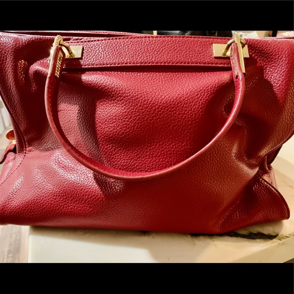 Eva Mendes- Raspberry Bag - Picture 12 of 12